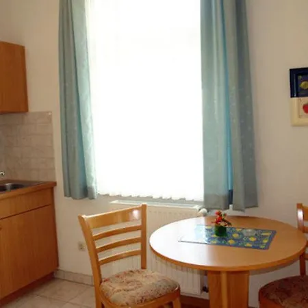 Hans By Rujana Appartamento