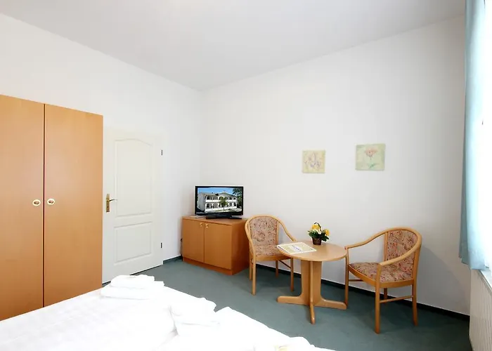 Hans By Rujana Apartment